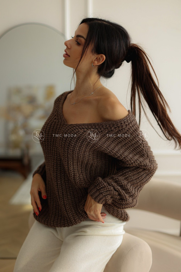 SWETER V-DION CHOCO 2